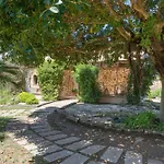 Le Petit Paradis